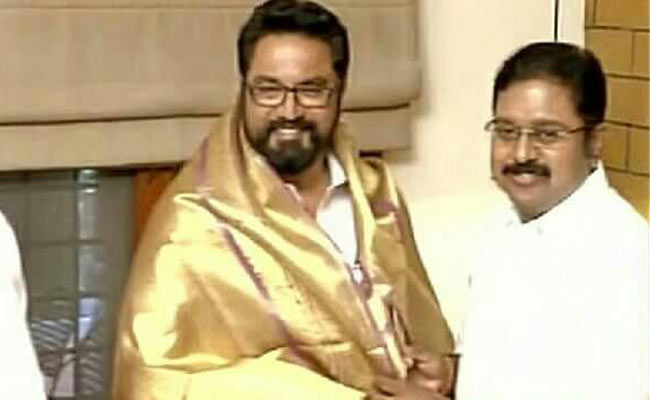 RK Nagar Bypolls: Ahead Of Contest, Income Tax Raids On Tamil Nadu Minister C Vijayabaskar, Actor Sarathkumar