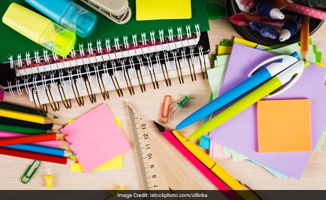 'Rs. 6000 For Stationery?': Parents Protest Private Schools Hiking Fees