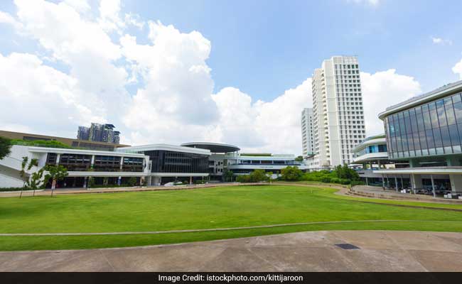 singapore university