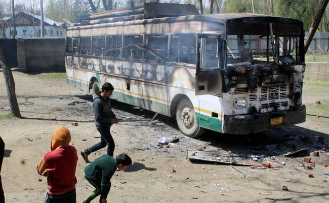 Kashmir By-Elections 2017: Srinagar Election, Which Saw Just 7% Turnout, Could Be Cancelled- 10 Facts