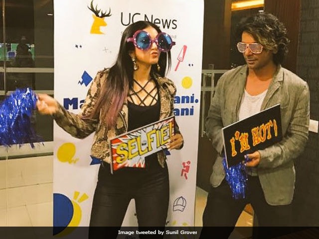 Sunil Grover, Sunny Leone And IPL: What Went Down In Their Live Commentary