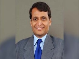 Cyclone Fani: Suresh Prabhu Asks Airport Authorities To Stay Alert Cyclone Fani: Suresh Prabhu Asks Airport Authorities To Stay Alert