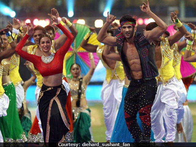 IPL 10: Sushant Singh Rajput, Malaika Arora Rock Mumbai With Their Performance. Twitter Verdict - 'Outstanding'