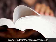 छत्तीसगढ़ में कबाड़ी की दुकान से 35 बोरी सरकारी किताबें बरामद