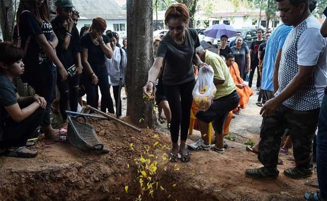 Thai Family Buries Baby Murdered On Facebook Live