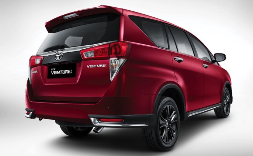 toyota innova crysta touring sport