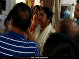 अब तृणमूल कांग्रेस सांसद डोला सेन ने एयर इंडिया के विमान की उड़ान में कराई 20 मिनट की देरी अब तृणमूल कांग्रेस सांसद डोला सेन ने एयर इंडिया के विमान की उड़ान में कराई 20 मिनट की देरी