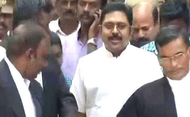 Dinakaran Arrested, Panneerselvam Camp To Step Up Pressure For Expulsion: 10 Points