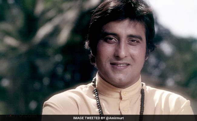 बॉलीवुड के 'हैंडसम हंक' विनोद खन्&zwj;ना ने विलेन बनकर शुरू किया था अपना फिल्&zwj;मी करियर