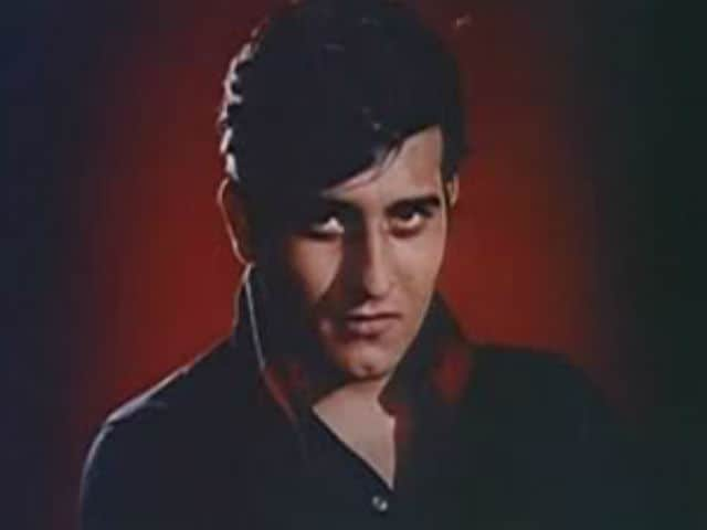 Vinod Khanna, The Poster Boy Of Cool. There Will Never Be Another