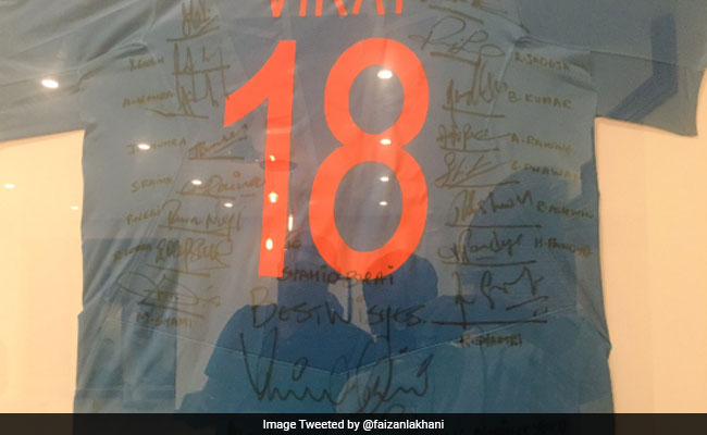 Twitter Bowled Over By Team India's Farewell Gift To Shahid Afridi