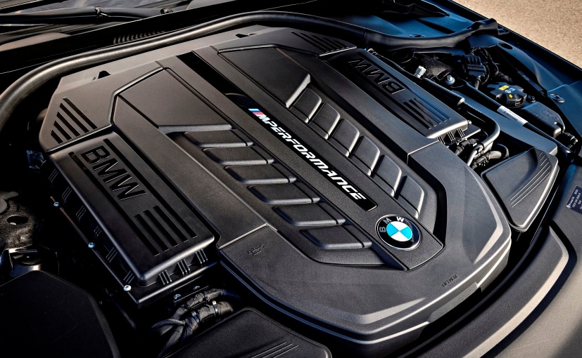 2017 bmw 760li v12 engine