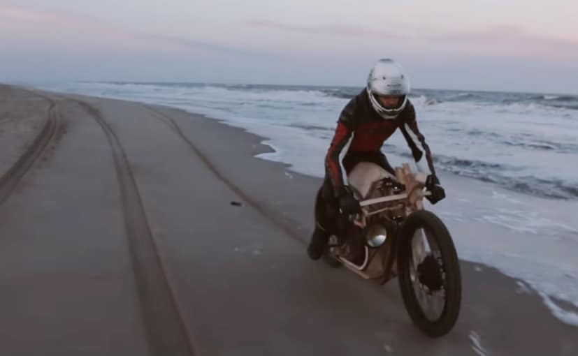 The wooden motorcycle runs on fuel made from algae oil. Dutch designer Ritsert Mans developed the bike while his friend, scientist Peter Mooji started growing algae to harvest it for oil.