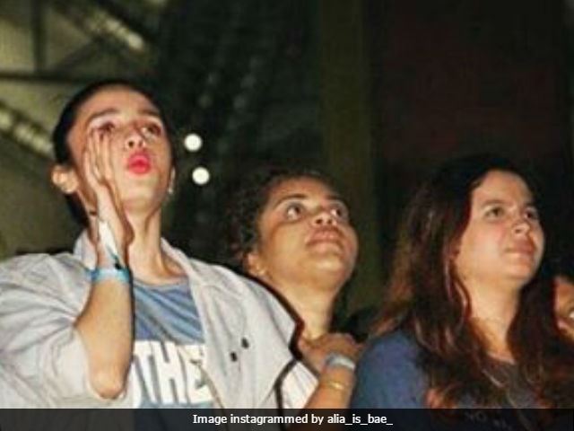 All About Justin Bieber Justin Biebers India Concert Through The Lens Of Alia Bhatt