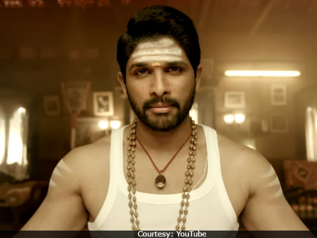 Seen Allu Arjun In <i>Duvvada Jagannadham</i> Song <i>DJ Saranam Bhaje Bhaj</i> Yet?