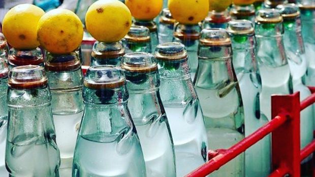 5 Delicious Indian Street Snacks That Every Millennial Can Relate To