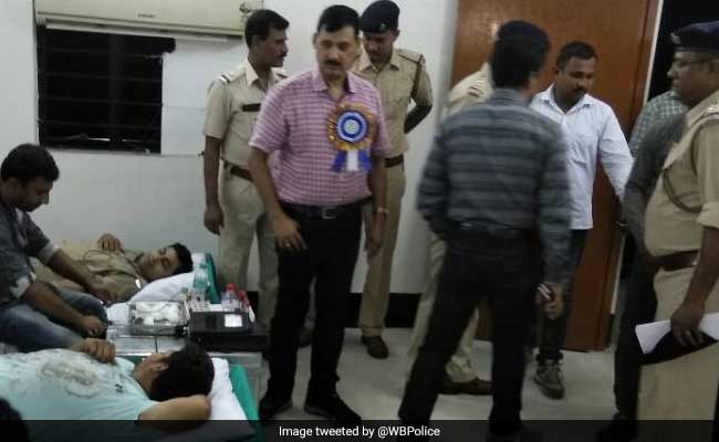 16,000 West Bengal Policemen Donate Blood To Overcome Shortage