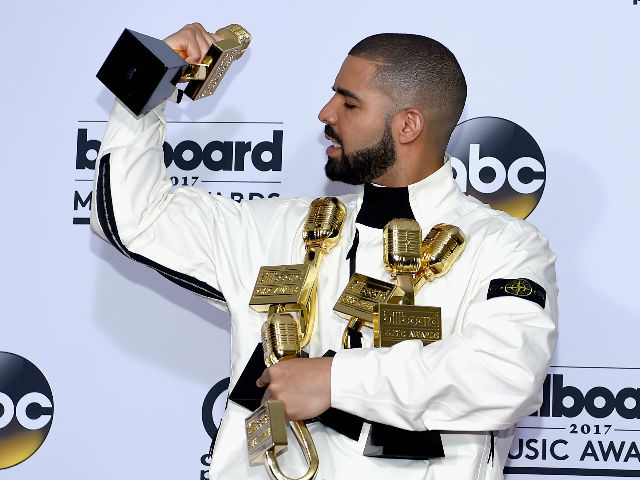 Billboard Music Awards: Drake Breaks Adele's Record, Wins 13 Trophies