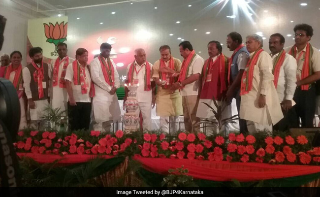 Karnataka BJP Tries To Fix Cracks, Leaders Asked To 'Work As A Family'