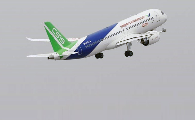 With Maiden Jet Flight, China Enters Dog-Fight With Boeing, Airbus