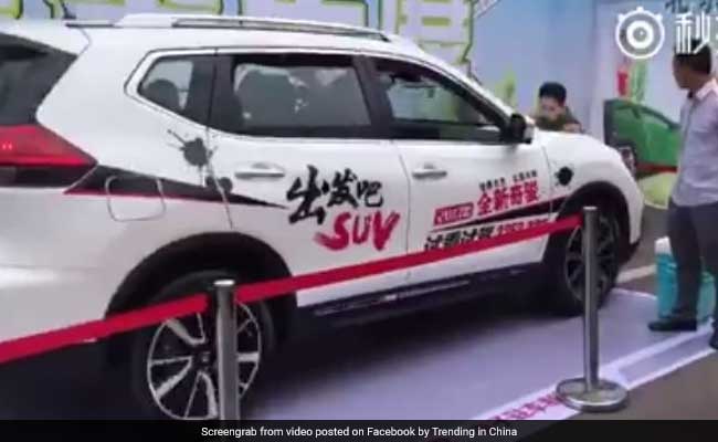 Car's Smart Brake Fails, Runs Into Hostess At Auto Show
