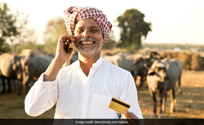 Experts Speak: What Are The Challenges India Will Have To Overcome To Become Cashless?