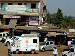 महाराष्ट्र : देश के पहले कैशलेस गांव धसई में 'कैश' हो गया 'लेस'! महाराष्ट्र : देश के पहले कैशलेस गांव धसई में 'कैश' हो गया 'लेस'!