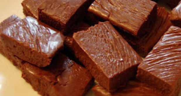 Binge Guilt-Free On This No-Cook Diwali Dessert By Celeb Nutritionist Pooja Makhija Binge Guilt-Free On This No-Cook Diwali Dessert By Celeb Nutritionist Pooja Makhija