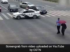 Cop Halts Traffic To Help Elderly Man Cross Road In Heartwarming Video