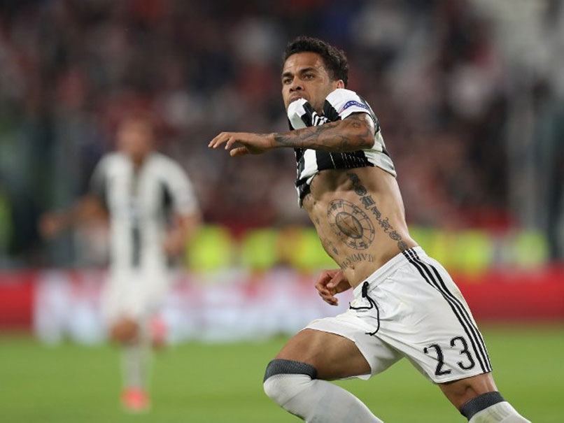 Champions League: Dani Alves' Special Sends Ruthless Juventus Into Final