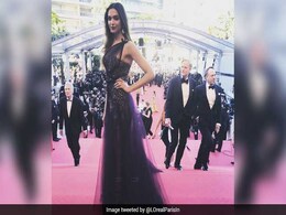 कान फिल्म समारोह : दीपिका पादुकोण ने अपनी शानदार ड्रेस में रेड कारपेट पर बिखेरे जलवे कान फिल्म समारोह : दीपिका पादुकोण ने अपनी शानदार ड्रेस में रेड कारपेट पर बिखेरे जलवे