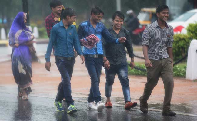 Thundershowers Bring Down Temperature In Delhi