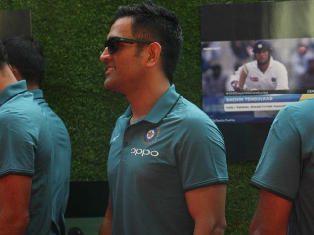 dhoni