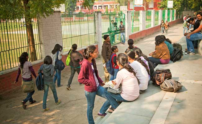 Higher Cut-Off For EWS In Delhi University First List