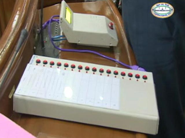 EVM Challenge : ईवीएम को हैक करने की चुनौती से पीछे हटी माकपा और एनसीपी