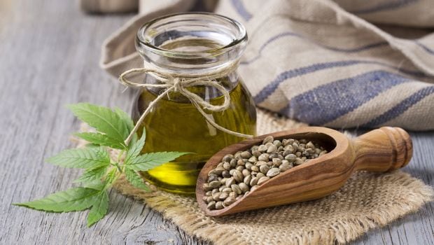 8 Fantastic Benefits of Using Hemp Oil