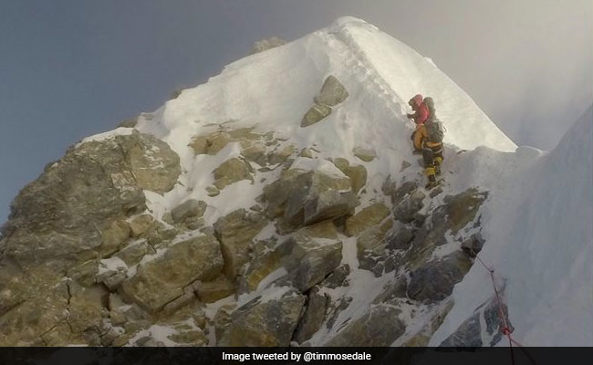 End Of An Era As Mount Everest's 'Hillary Step' Rock Face Collapses