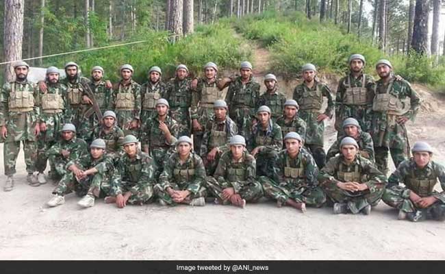 Hizbul Mujahideen Image Shows Terror 'Class Of 2017' In Muzaffarabad, PoK