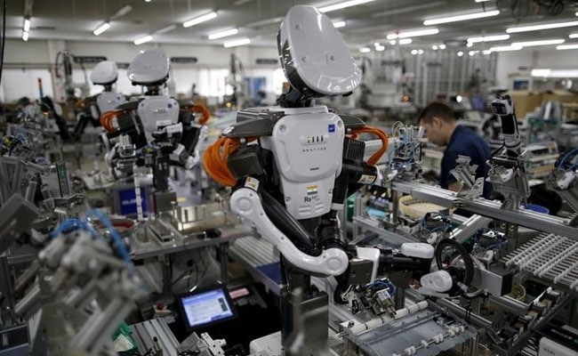 Japanese Companies Turn To Robots To Address Shortage Of Labor