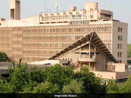 Centre Selects IIT Delhi To Set Up Rs 125 Crore Science Facility Centre Selects IIT Delhi To Set Up Rs 125 Crore Science Facility