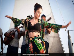 फिजी में वेकेशन एन्जॉय कर रही हैं इलियाना, ब्वॉयफ्रेंड ने कैप्चर की तस्वीरें फिजी में वेकेशन एन्जॉय कर रही हैं इलियाना, ब्वॉयफ्रेंड ने कैप्चर की तस्वीरें