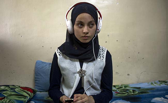 Iraq Radio Show Finds Talent Amid Rubble Of Mosul