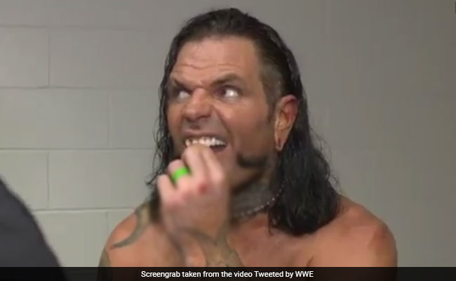 फिल्म नहीं हकीकत में भी मुक्के से टूटते हैं दांत, देखें WWE में जैफ हार्डी का हाल