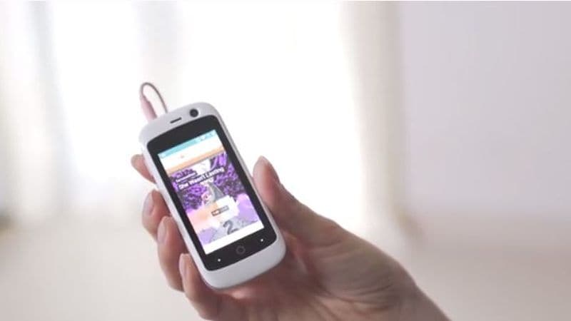 दुनिया का सबसे छोटा स्मार्टफोन हुआ लॉन्च, इसमें है 4जी एलटीई के साथ एंड्रॉयड नूगा