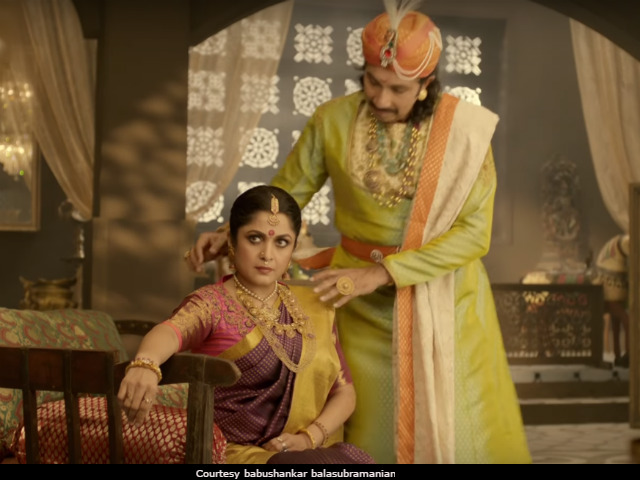 What Are <I>Baahubali</I>'s Sivagami And Katappa Doing In This Advert Going Viral?