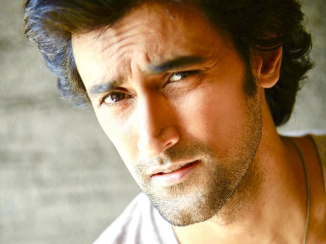 Kunal Kapoor To Play Superhero Doga