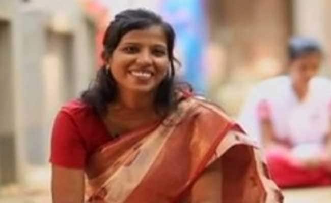 Tale Of A 24-Year Old Woman Who Defied Societal Pressures And Stitched Her Own Identity