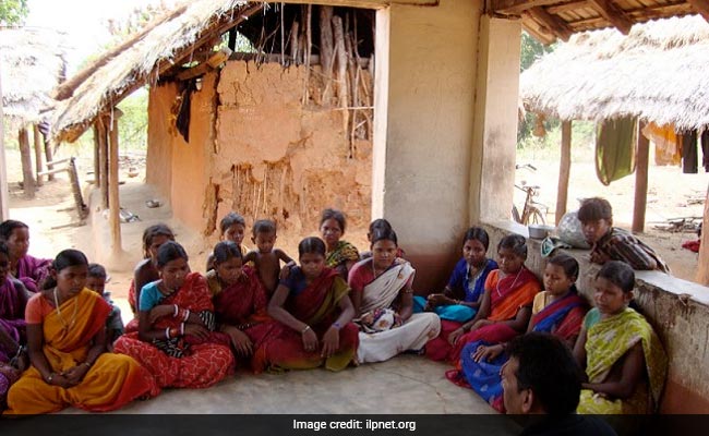 Elderly Kerala Women Join 'Aksharasagaram' Literacy Program, Learn to Read And Write