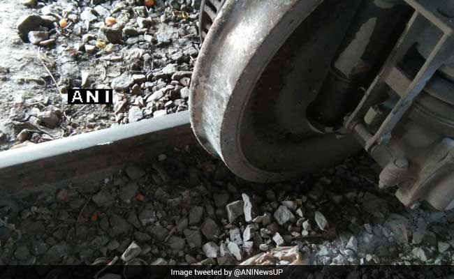 11 Coaches Of Mumbai-Lucknow Lokmanya Tilak Express Derail At Unnao