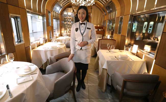 All Aboard: Luxury Japanese Train Has Bath And Fireplace